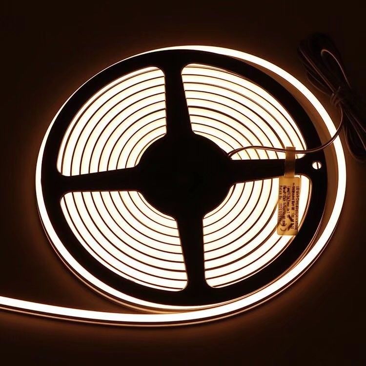 néon ajustável das luzes de tira do diodo emissor de luz da batida do silicone 2700K anti para a decoração da casa
